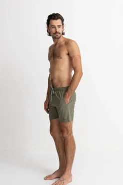 Classic Beach Short Olive