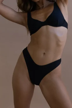 Classic Hi Cut Pant Black