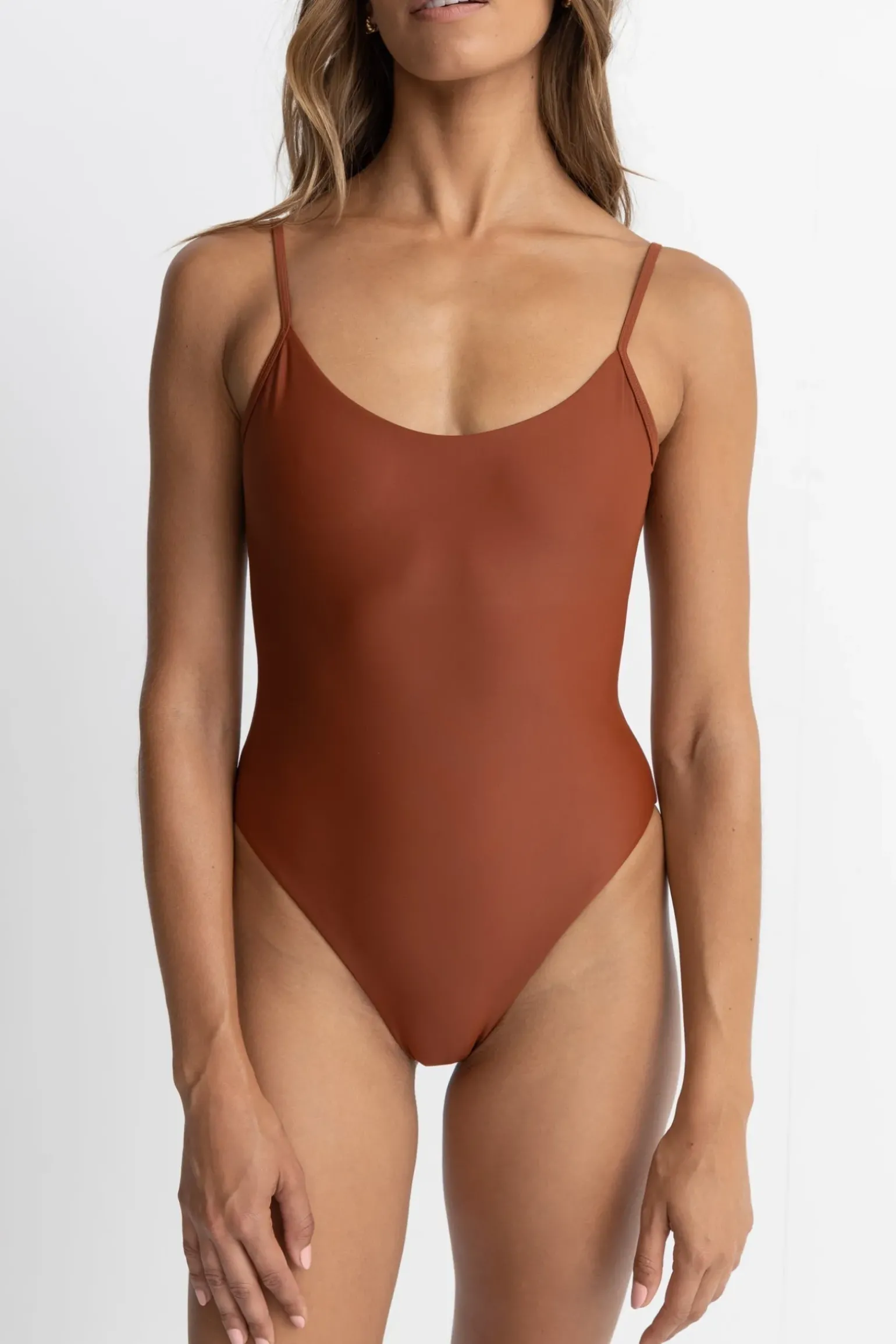 Classic Minimal One Piece Rust