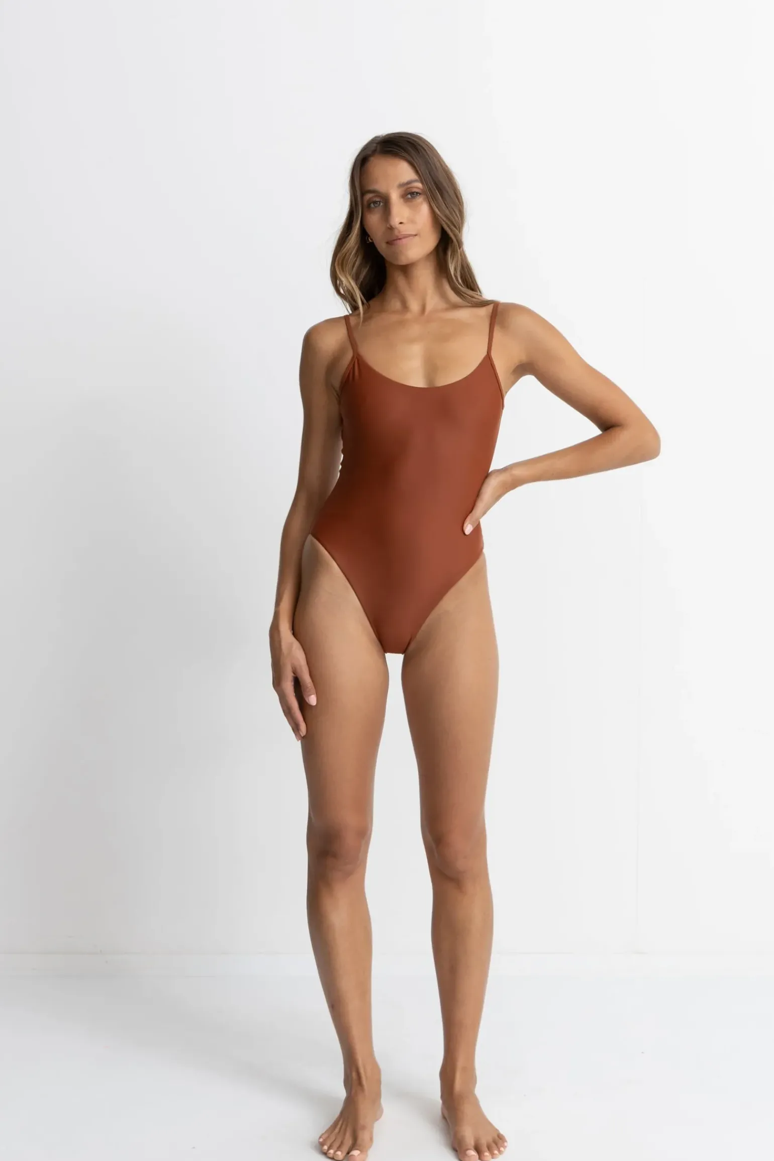 Classic Minimal One Piece Rust