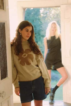 Juliet Floral Jumper Beige