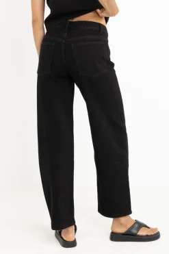 Low-Rise Barrel Denim Pant Vintage Black